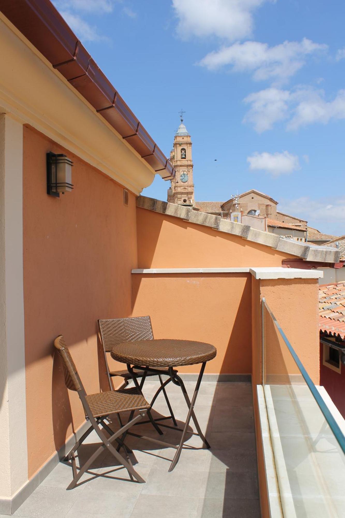 Rey Mundo Hotel Munebrega Luaran gambar